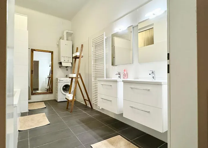 Premium Located At The Famous Kutschkermarkt Appartement
